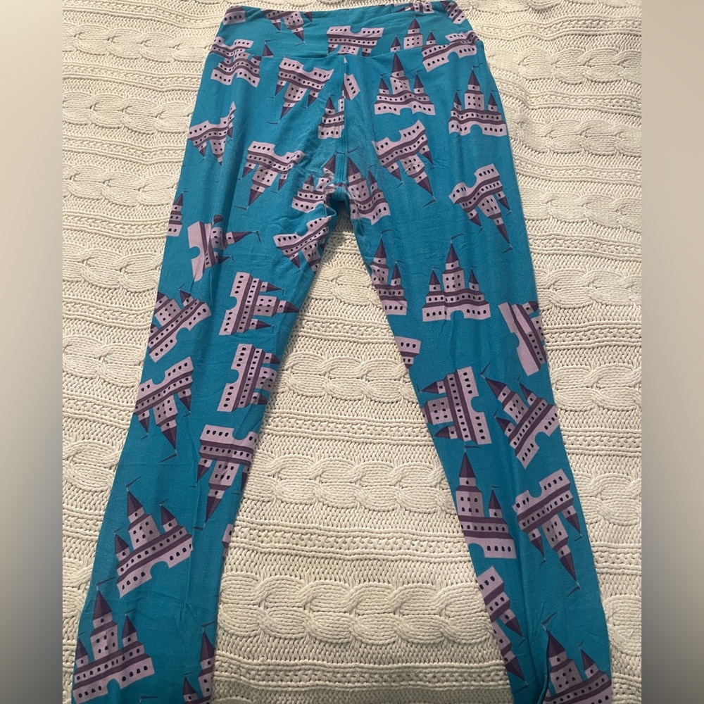 Castle print lularoe leggings, one size
